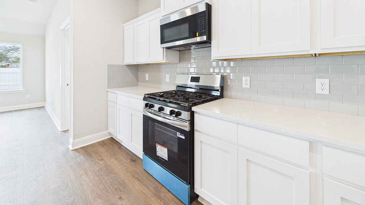 Tour the popular Huntsville plan in Cypress Falls new home community today
