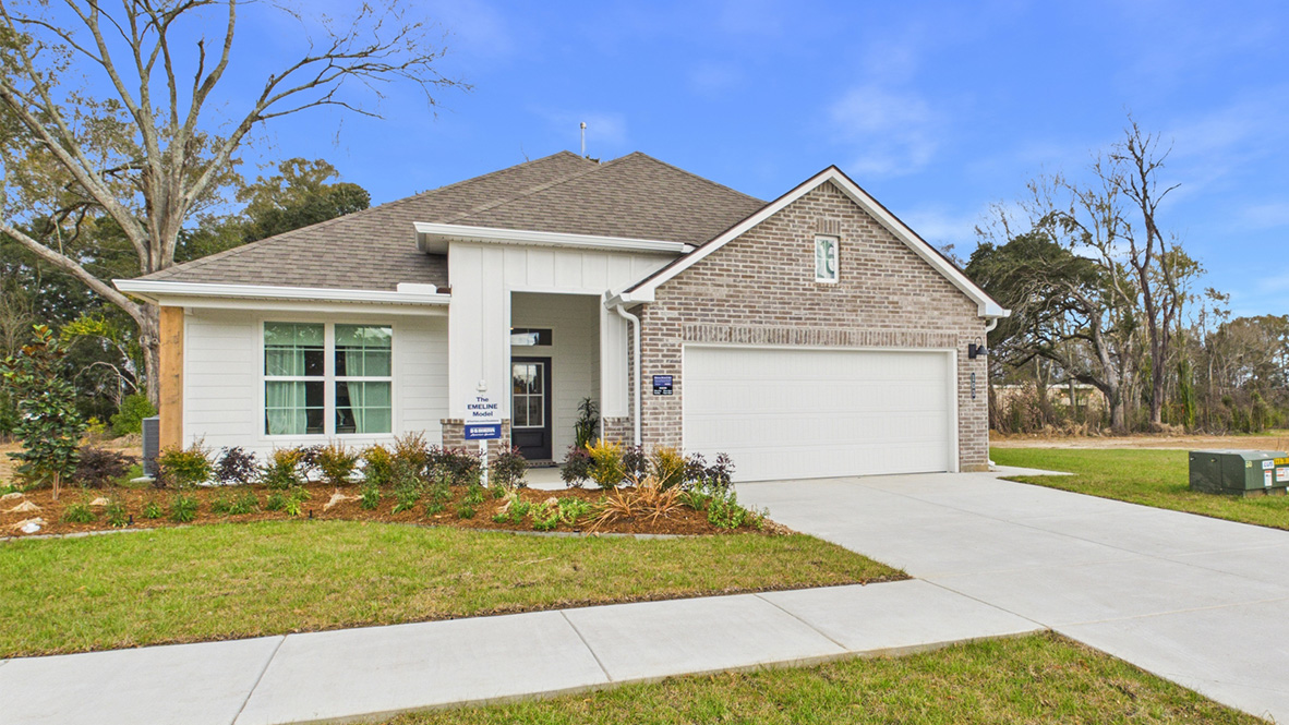 Welcome to the model home in Hillwood new home community in Lafayette, LA