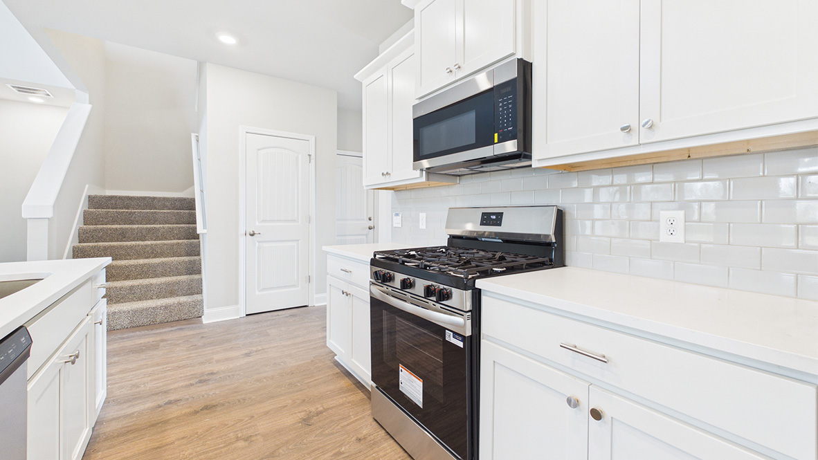 Welcome to the Cezelia plan in Hillwood new home community