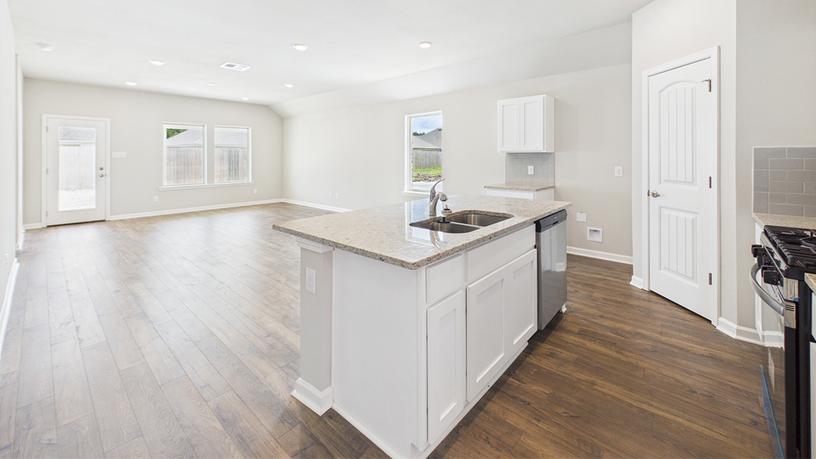 Welcome to the Carter plan in Ridgeland new home community