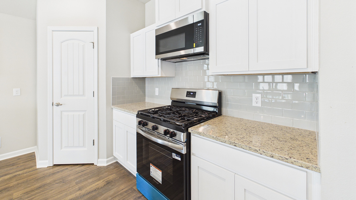 Welcome to the Carter plan in Ridgeland new home community