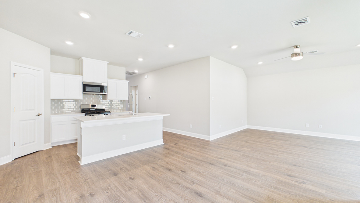 Welcome to 111 Eden Ridge Street in Ridgeland new home community