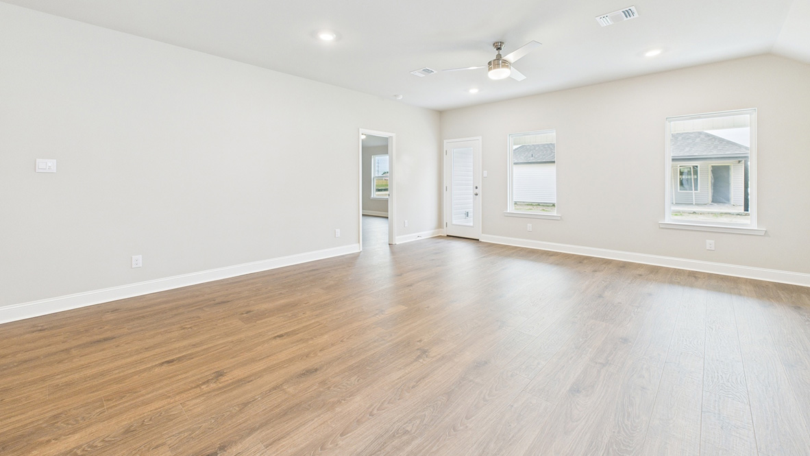 Welcome to 111 Top Ridge Road in Duson, LA