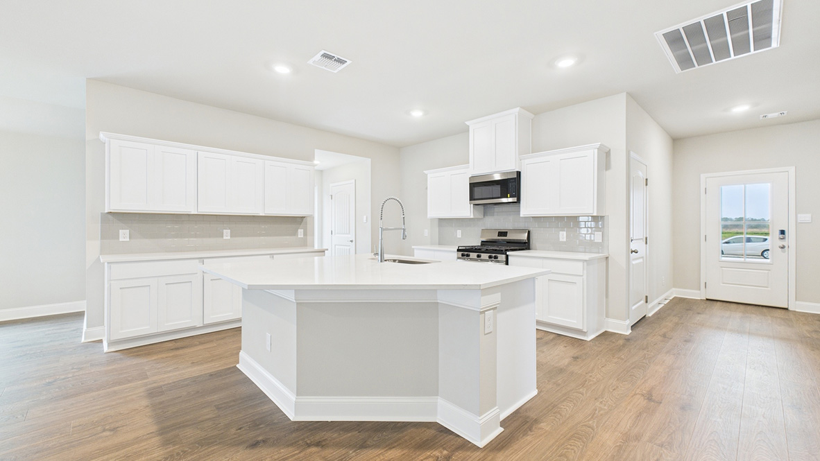 The Keller Plan is a 4 bed 2 bath spacious new home in Ridgeland new home community