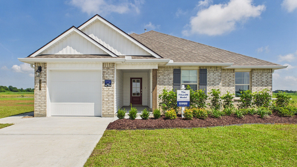 Welcome to Ravenwood new home community in New Iberia, Louisiana