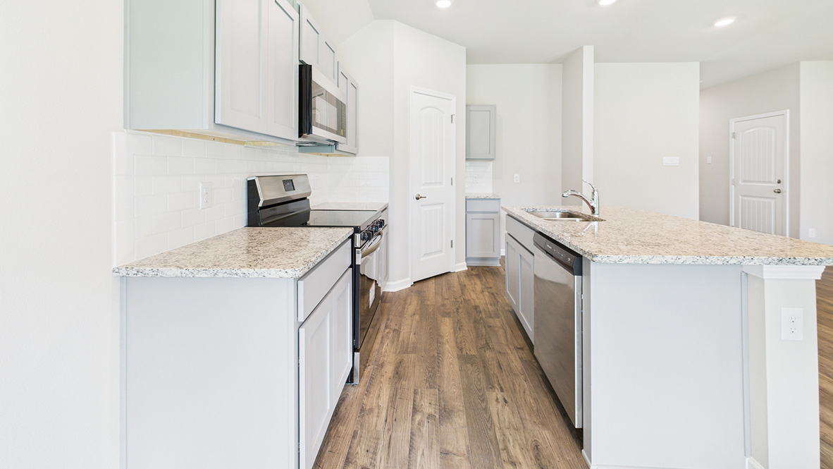 Welcome the 156 Cottage Cove. The Ashburn in Maurice, LA