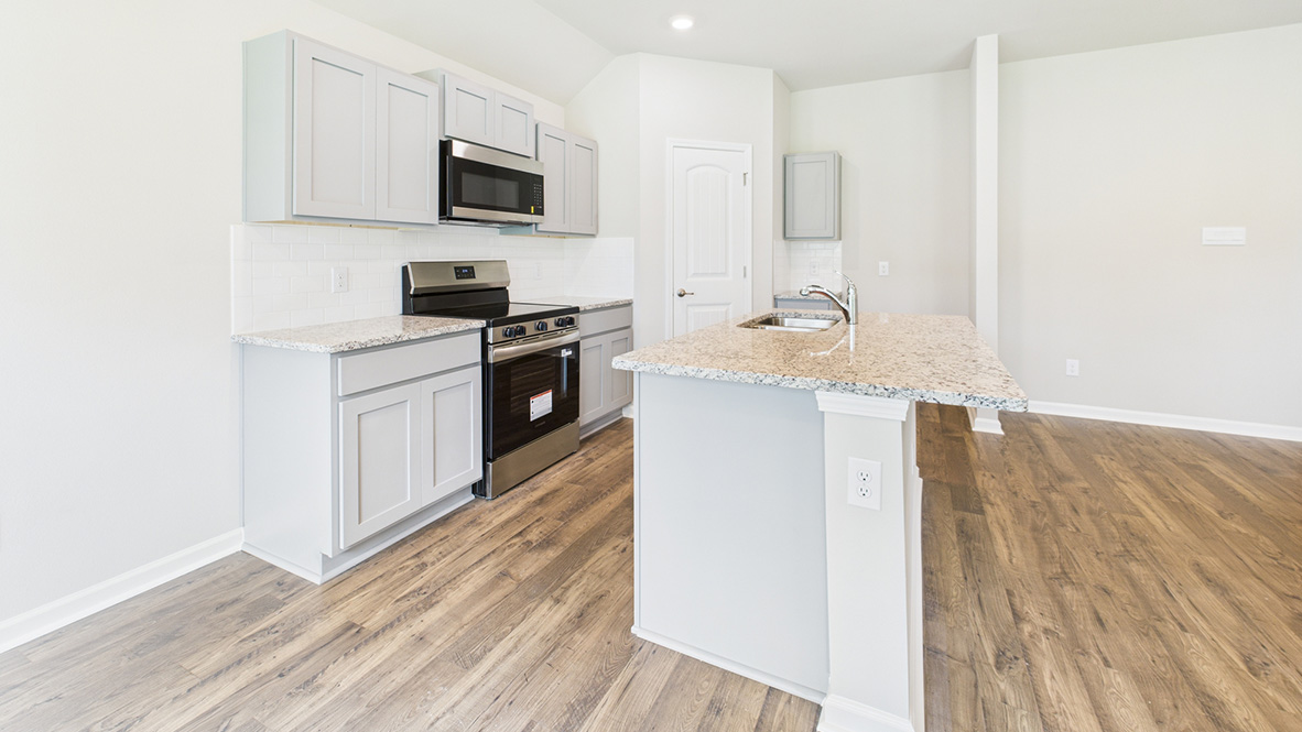 Welcome the 156 Cottage Cove. The Ashburn in Maurice, LA