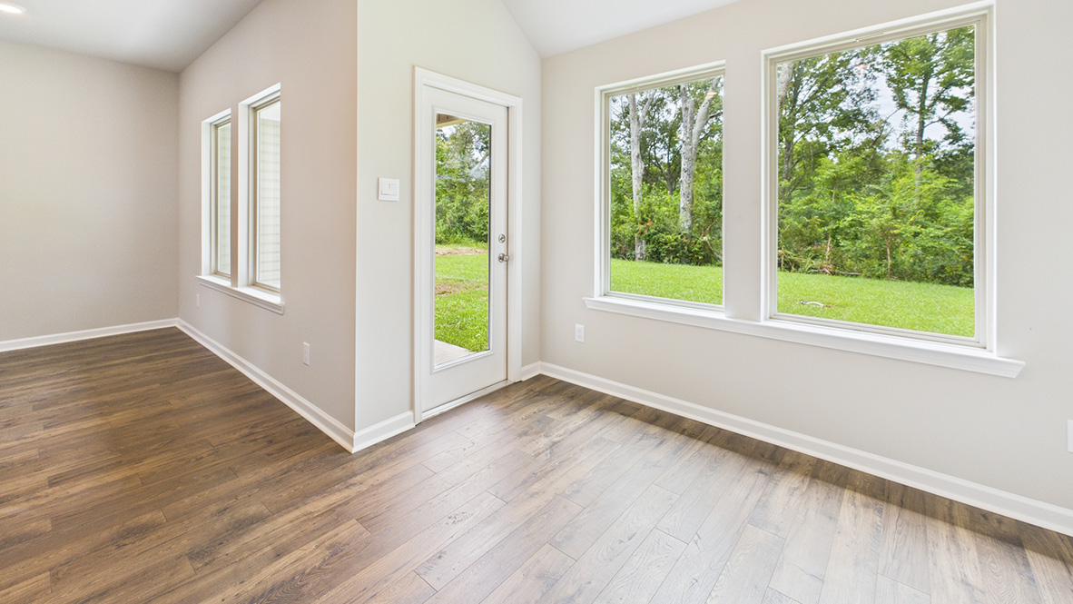 Welcome the 156 Cottage Cove. The Ashburn in Maurice, LA