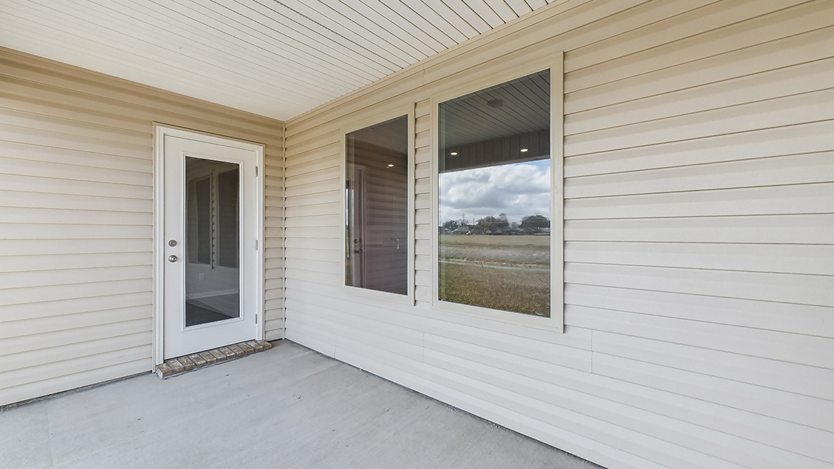 The Fargo plan is the 4 bedroom plan in Cottage Cove new home community in Maruice, LA