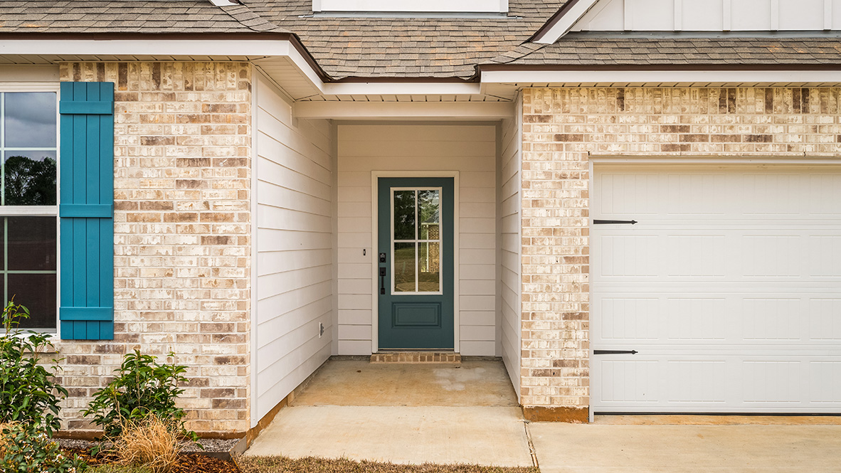 Welcome to 4016 Cedar Bluff Drive in Woodworth, LA