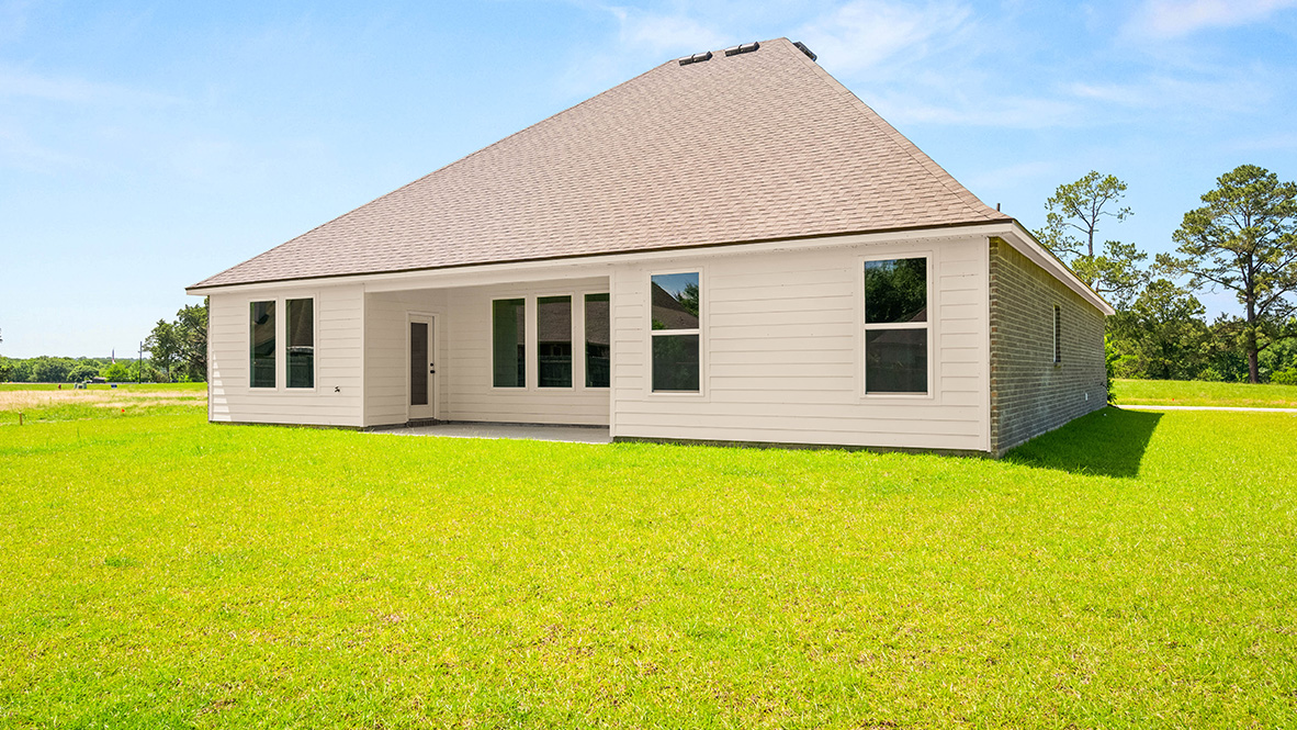 Welcome to the Melrose in Cedar Bluff in Woodworth, LA