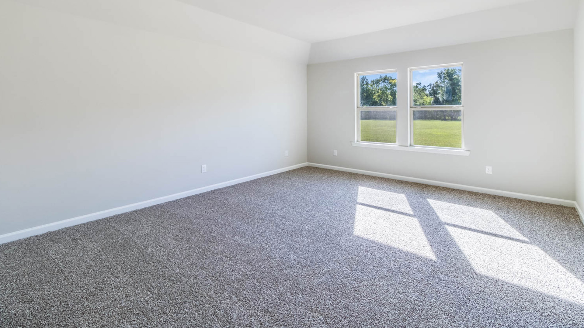 Tour the spacious Catahoula plan in Cypress point