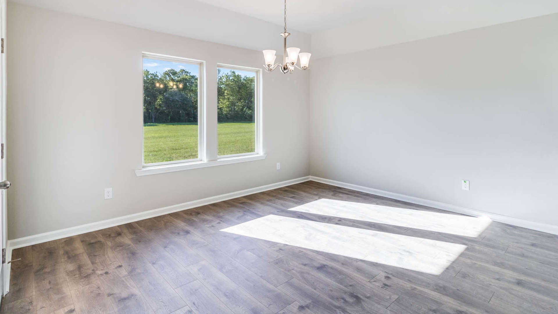Tour the spacious Catahoula plan in Cypress point