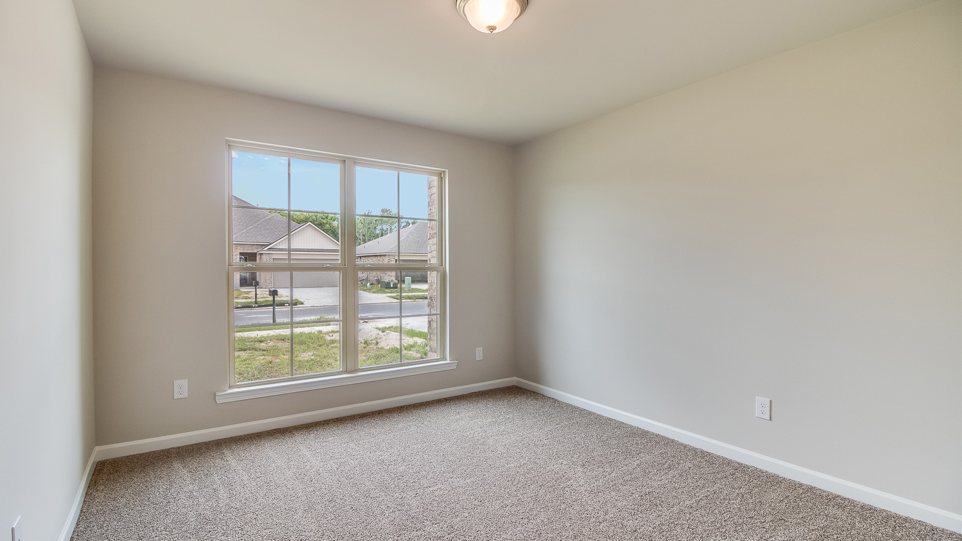 Tour the spacious Catahoula plan in Cypress point