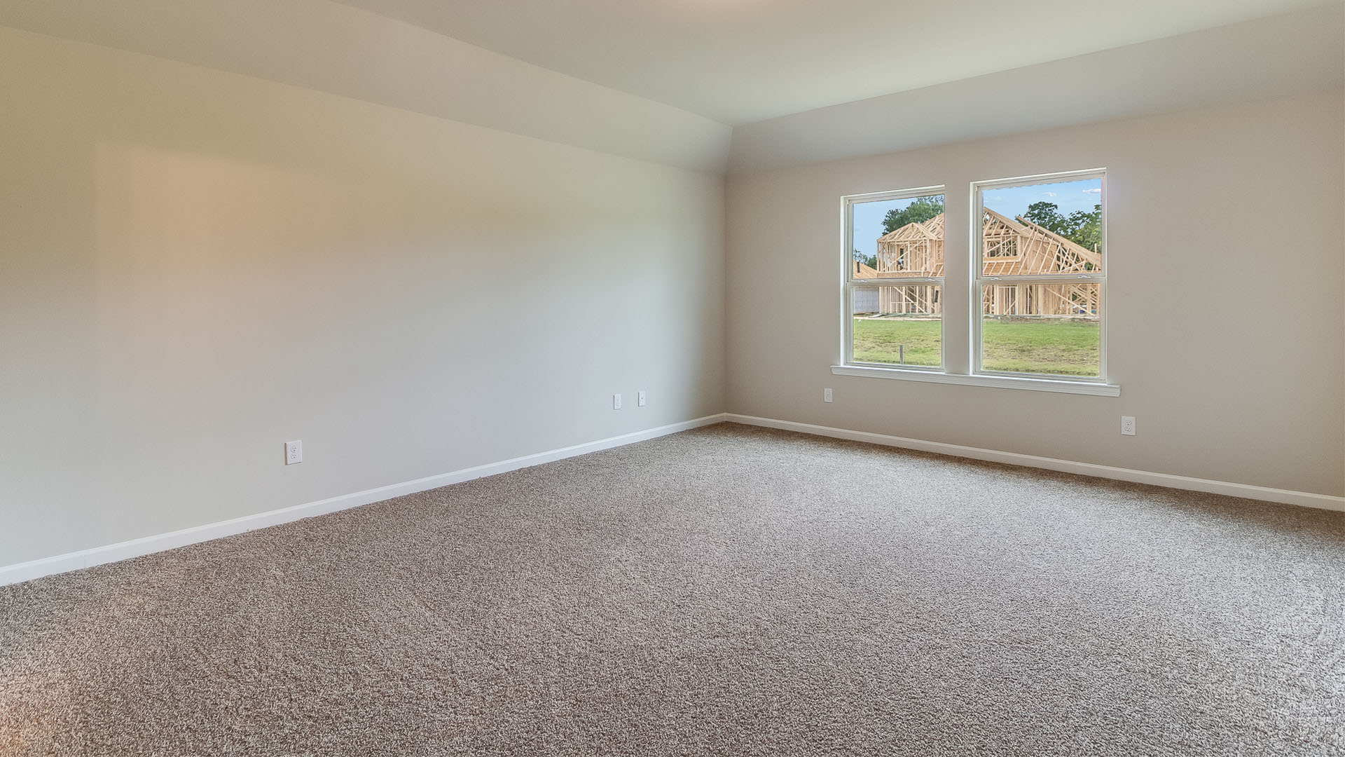 Tour the spacious Catahoula plan in Cypress point