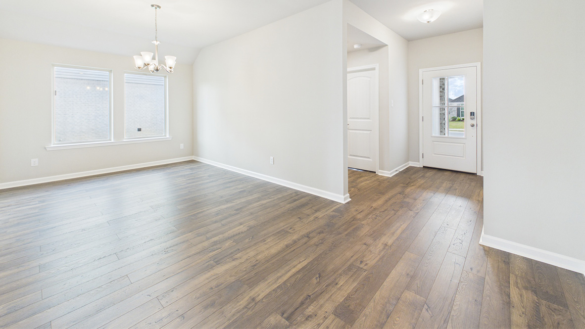 Welcome to the Palmetto plan in Cypress Point new home community in Ball, LA