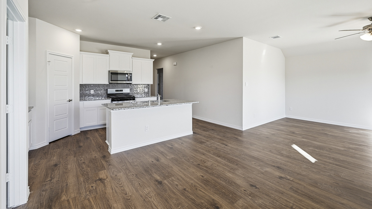 Devine Floorplan Living Gallery Image - Winchester Crossing in Princeton, TX