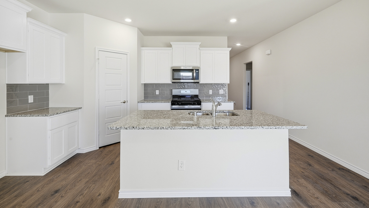 Devine Floorplan Kitchen Gallery Image-Winchester Crossing in Princeton, TX
