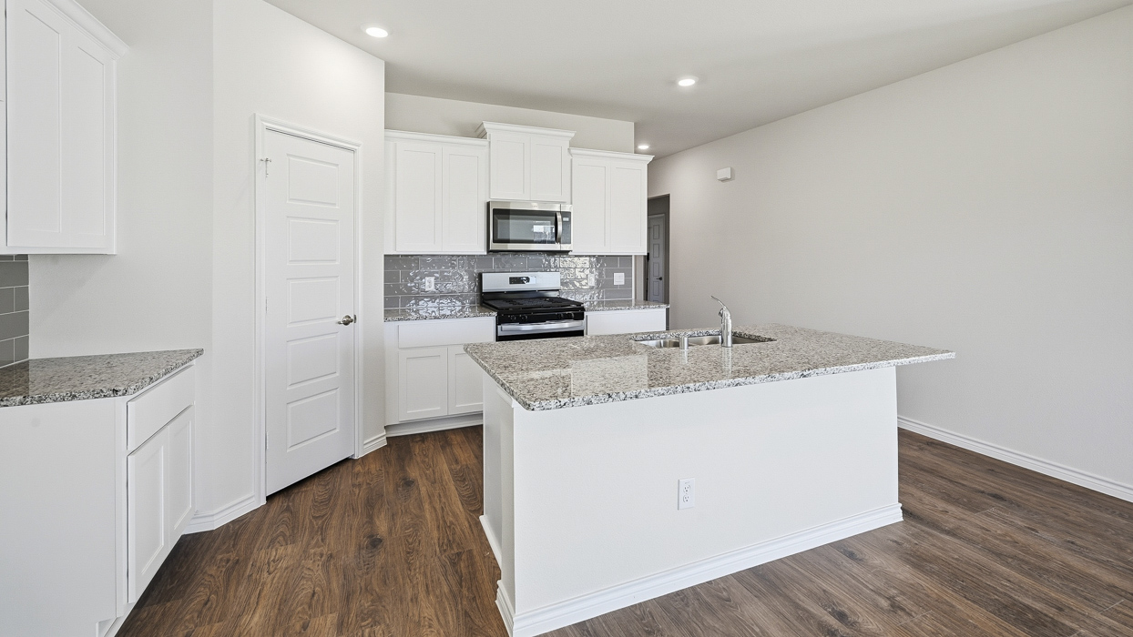 Devine Floorplan Kitchen Gallery Image-Winchester Crossing in Princeton, TX