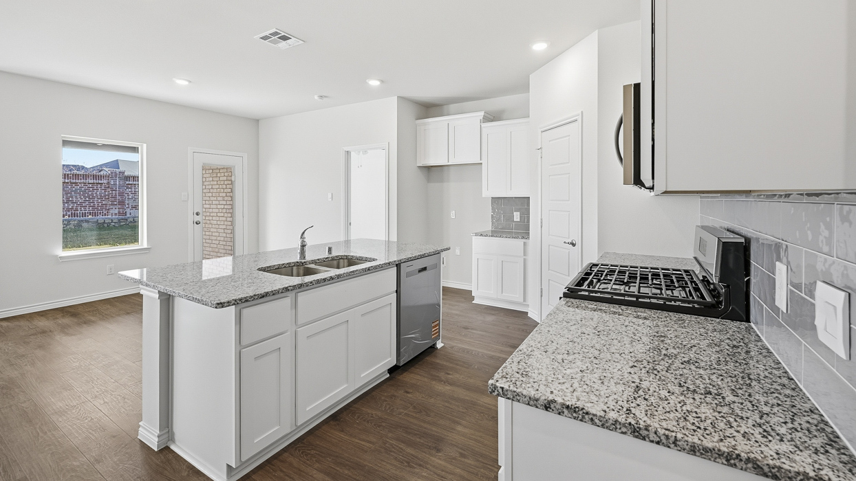 Devine Floorplan Kitchen Gallery Image-Winchester Crossing in Princeton, TX