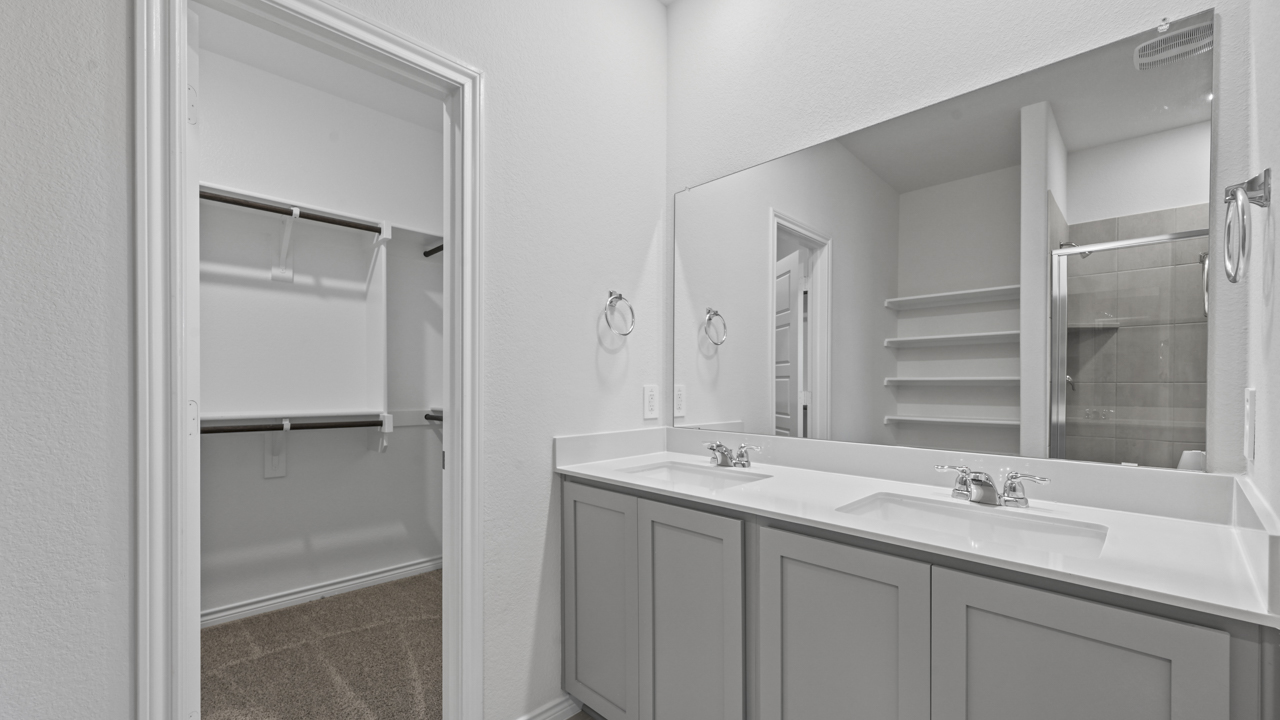 H40P Palmview Floorplan Elevation B Bathroom Gallery Image - Winchester Crossing Traditions in Princeton, TX