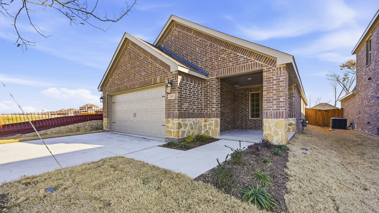 H30O Orion Floorplan Elevation E Exterior Gallery Image - Winchester Crossing Traditions in Princeton, TX