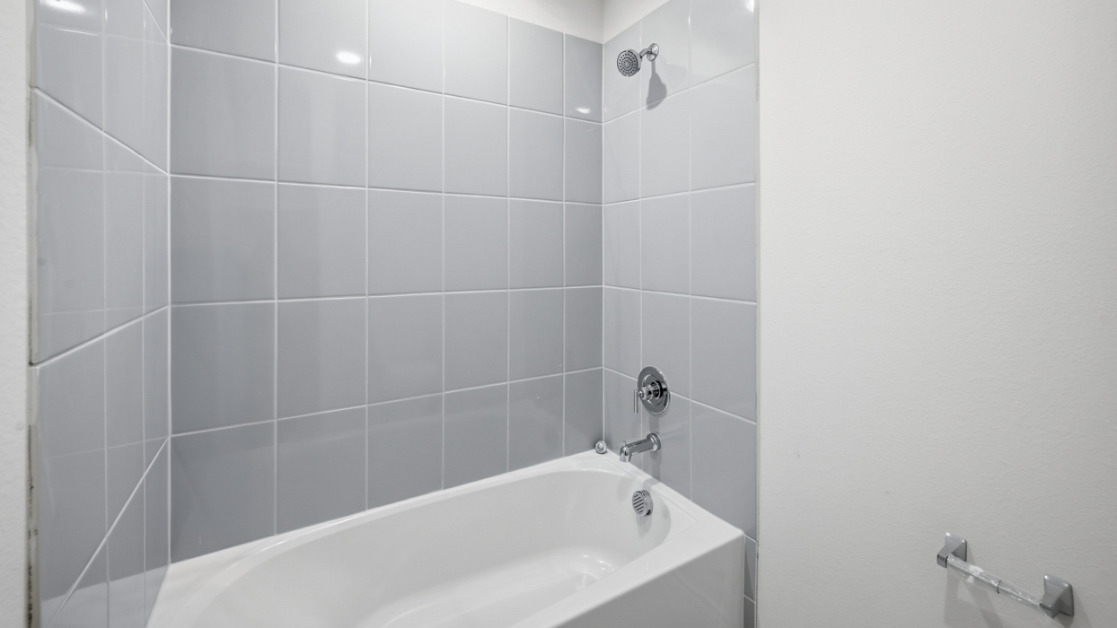 Orion Floorplan Bathroom gallery Image - Winchester Crossing in Princeton, TX