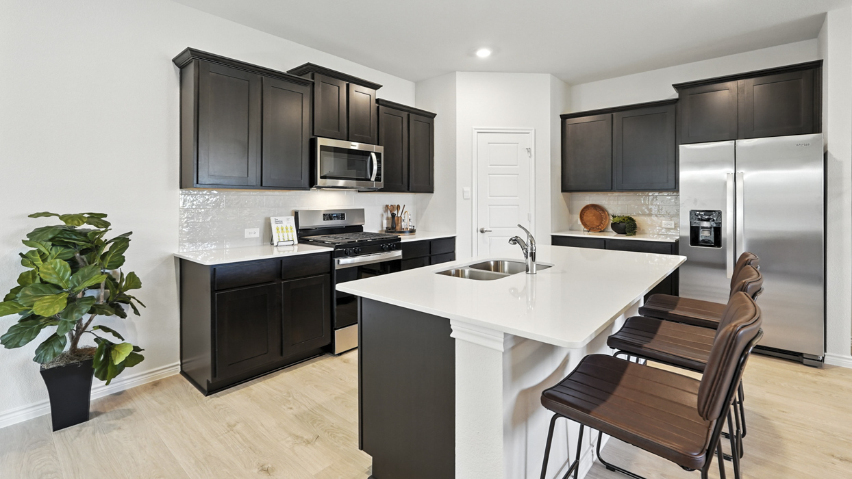 H30R Rkyer Floorplan Kitchen Gallery image-Winchester Crossing in Princeton, Tx