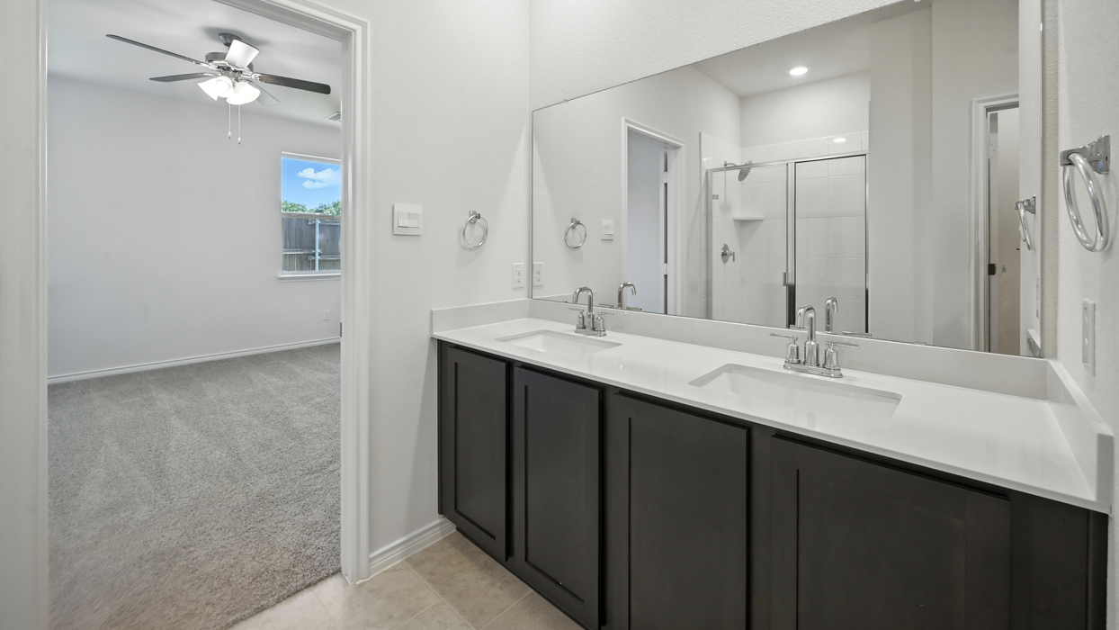 Stafford Floorplan Elevation B Bathroom Gallery Image - Winchester Crossing in Princeton, TX