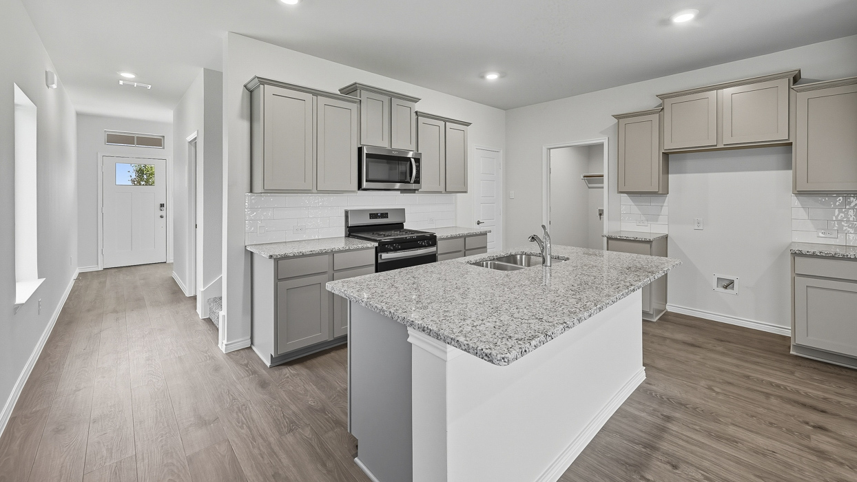 Finn Floorplan Elevation F Kitchen Gallery Image - Winchester Crossing in Princeton, TX