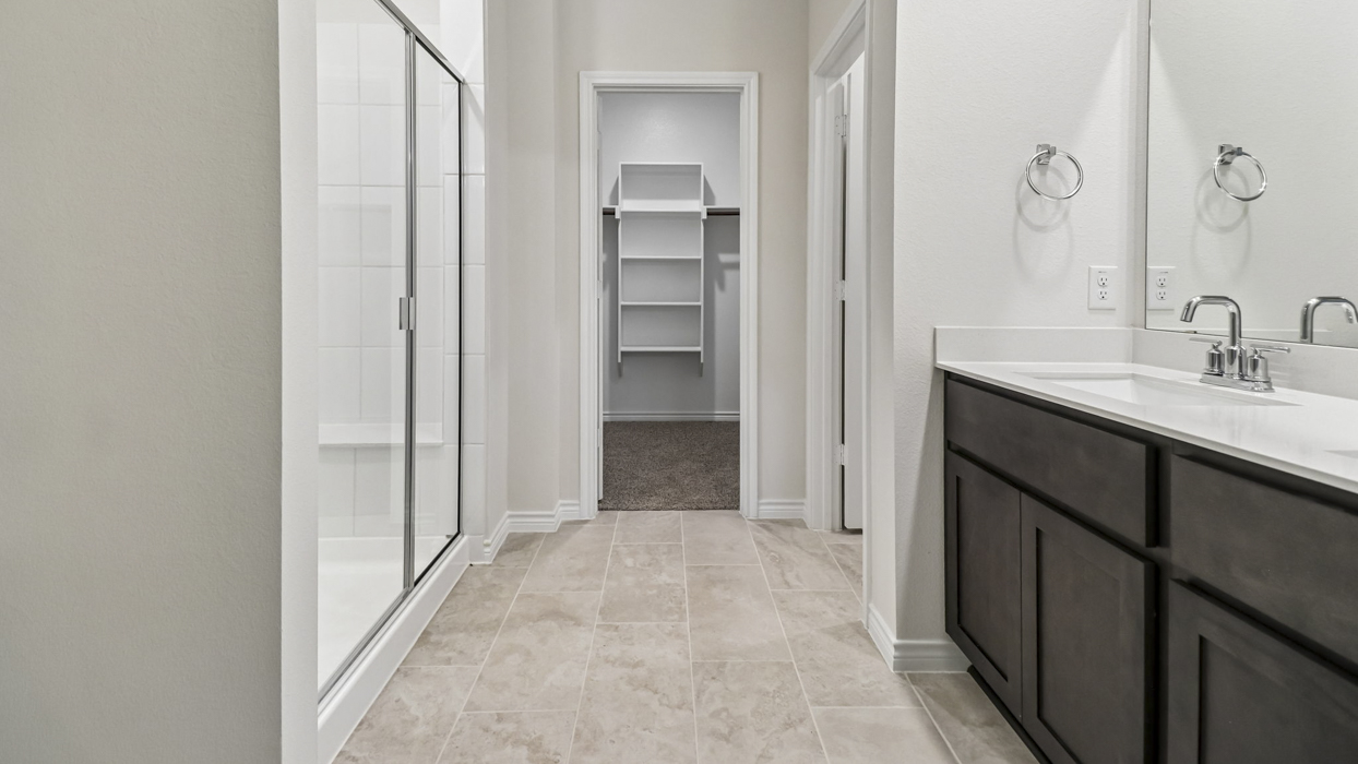 Finn Floorplan Elevation E Bathroom Gallery Image - Winchester Crossing in Princeton, TX