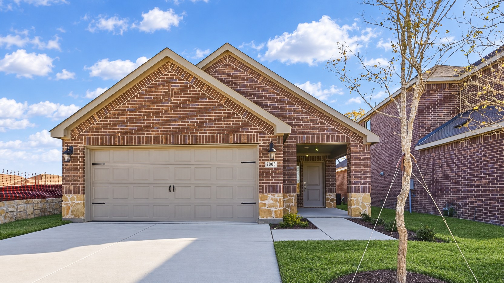 1221 Dry Brook Way exterior