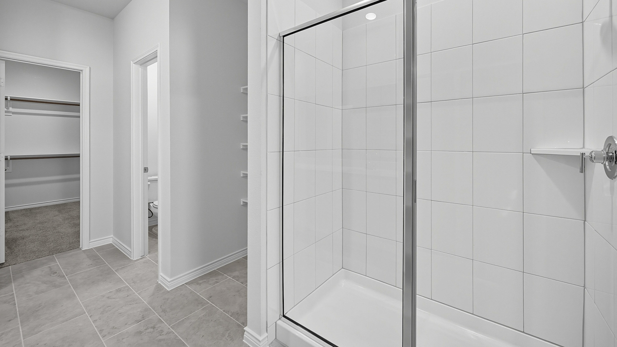 2233 Lakehurst Floorplan Bathroom Gallery Image-Silverado in Aubrey, TX
