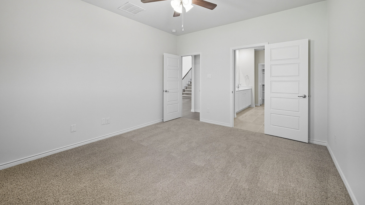 2233 Lakehurst Floorplan Primary Bedroom Gallery Image-Silverado in Aubrey, TX