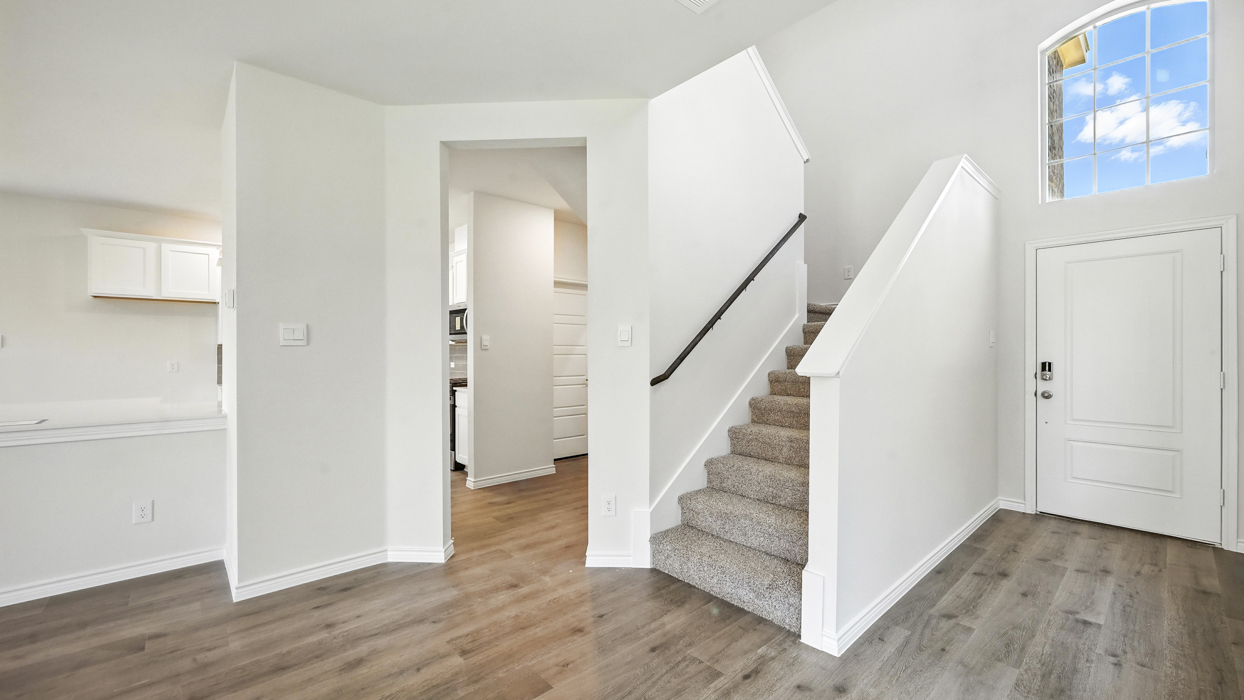 3215 Aquamarine Floorplan Entry Gallery Image-Silverado in Aubrey, TX