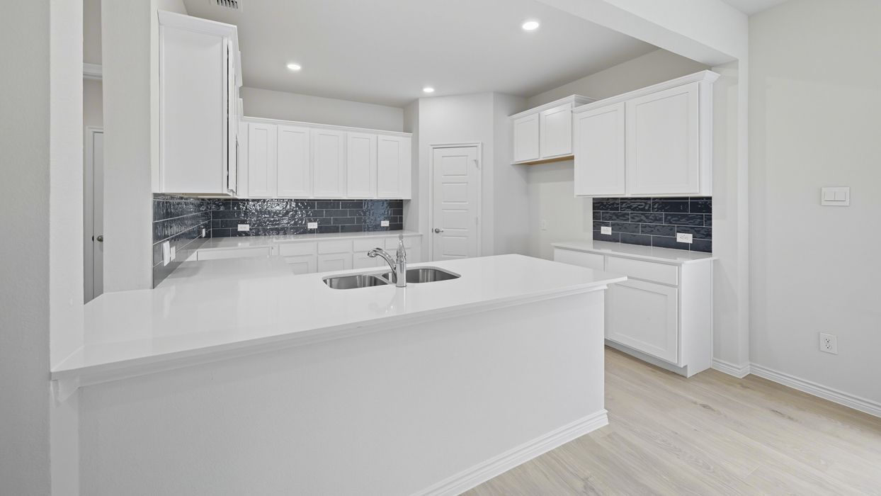 Tanzanite Floorplan Elevation A Kitchen Gallery Image - Silverado in Aubrey, TX