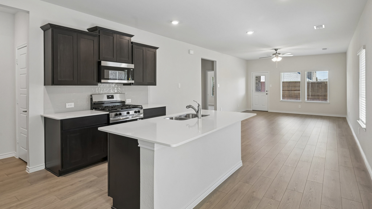 Jackson Floorplan Elevation F Kitchen Gallery Image - Silverado in Aubrey, TX