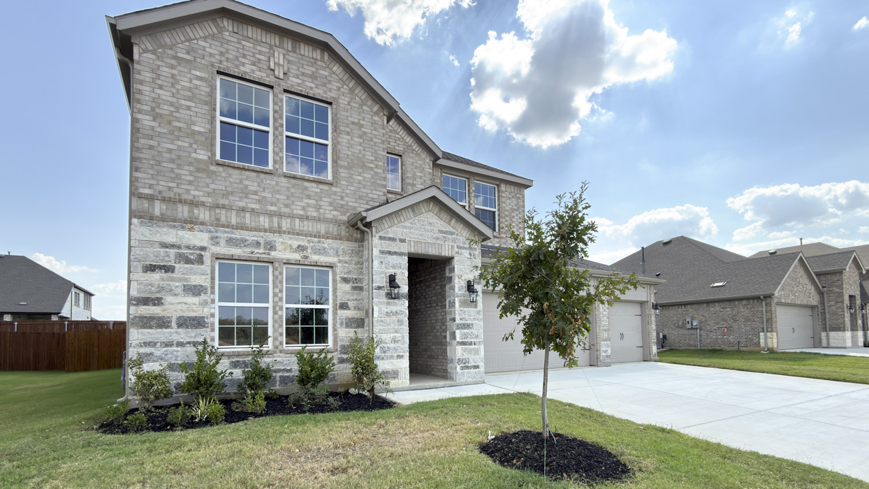 H232 Elevation F Gallery Image - Home has 75 foot lot and 3rd car garage