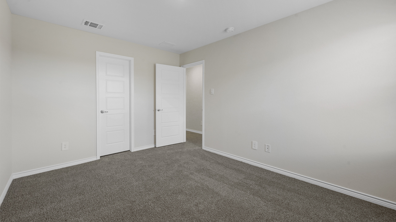 Bandera Bedroom Living Gallery Image-Silverado in Aubrey, TX