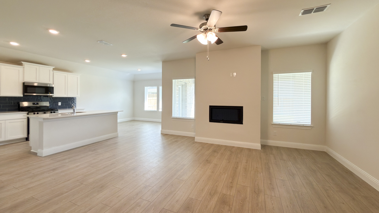 Dawson Floorplan Living Gallery Image - Silverado in Aubrey, TX