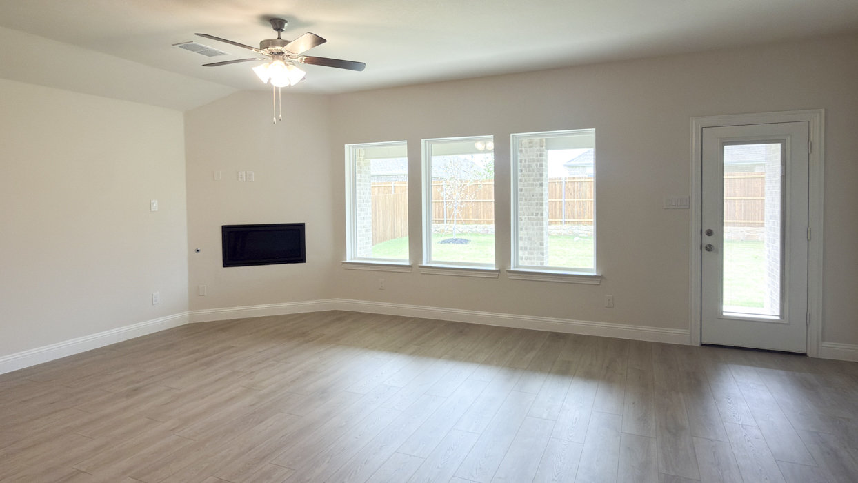 Echelon Floorplan Elevation E Living Gallery Image - Silverado in Aubrey, TX