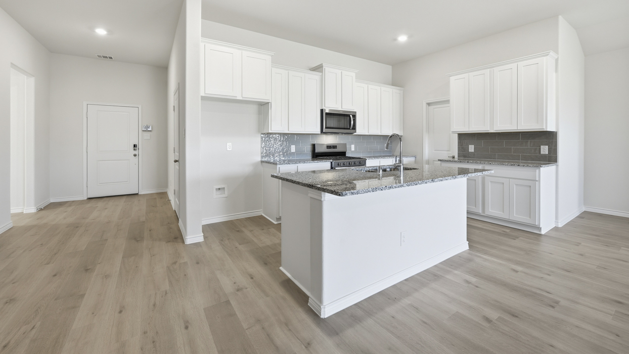 Harbour Floorplan Elevation F Kitchen Gallery Image - Silverado 75s in Aubrey, TX