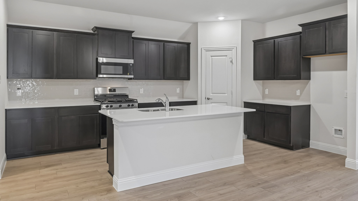Ithaca Floorplan Kitchen Gallery Image - Silverado in Aubrey, TX
