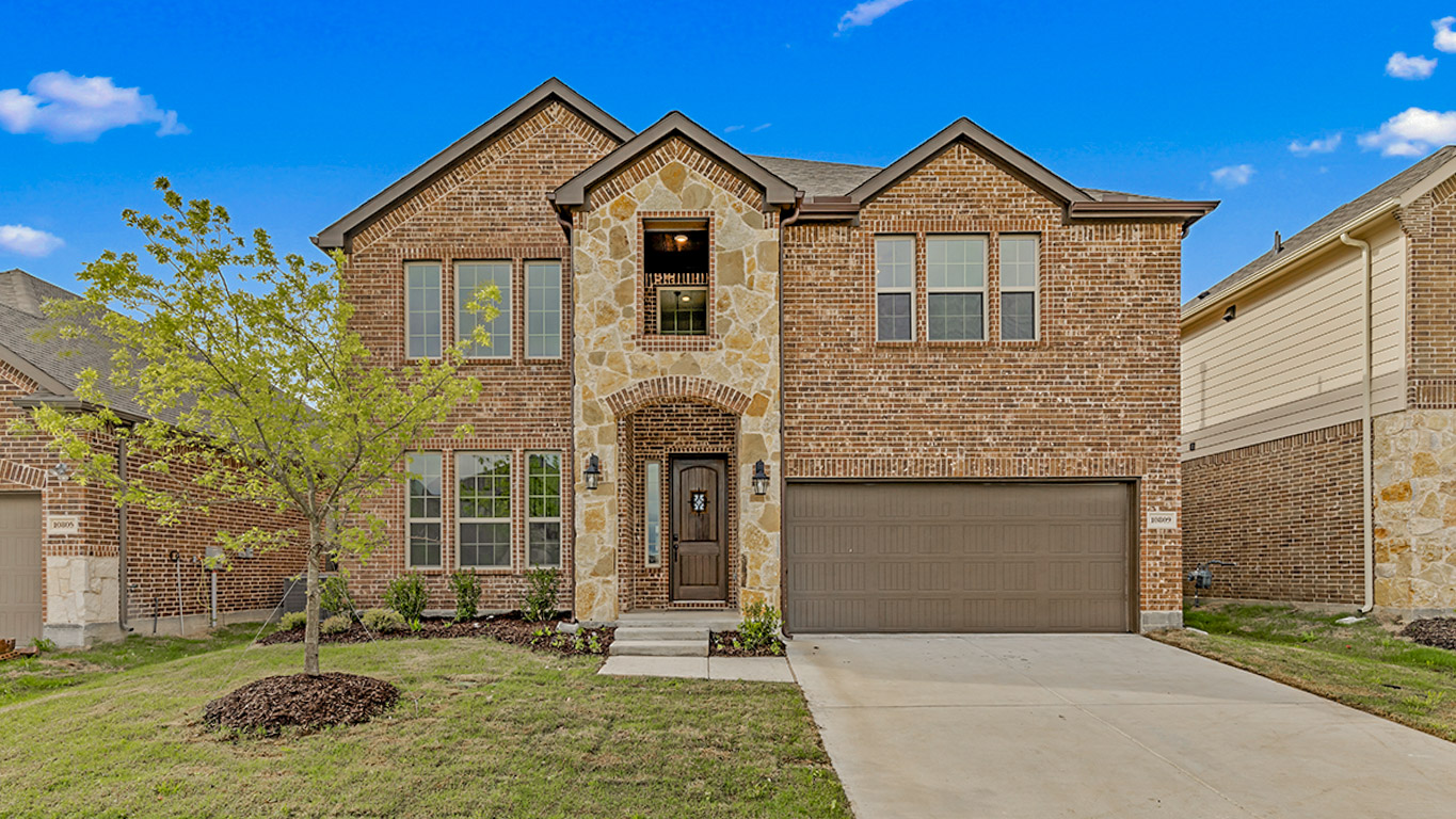 Floor Plan in Silverado Aubrey, TX D.R. Horton