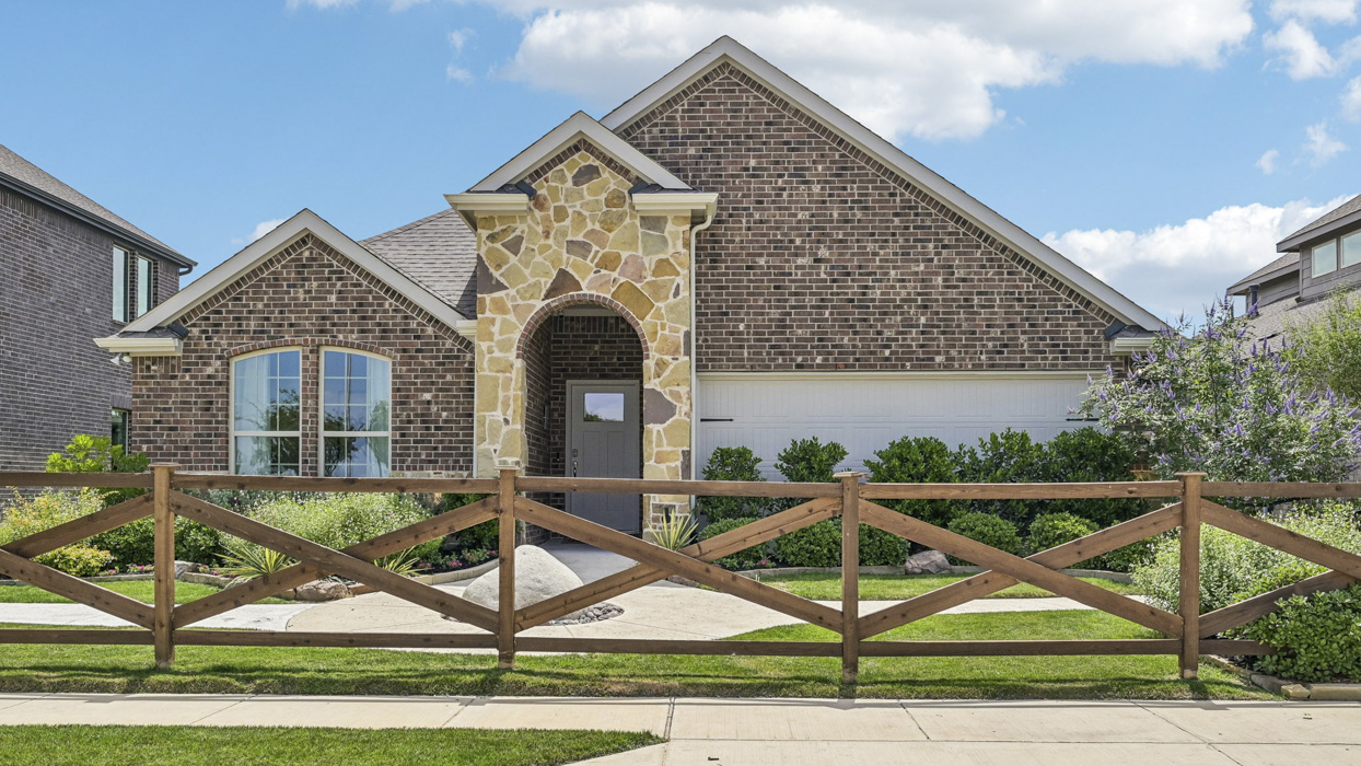 4825 Silver Vein Ave exterior