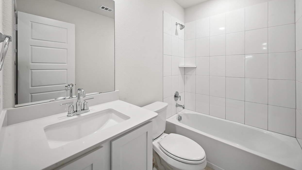 Violet floorplan Bathroom Gallery Image-Silverado in Aubrey Tx