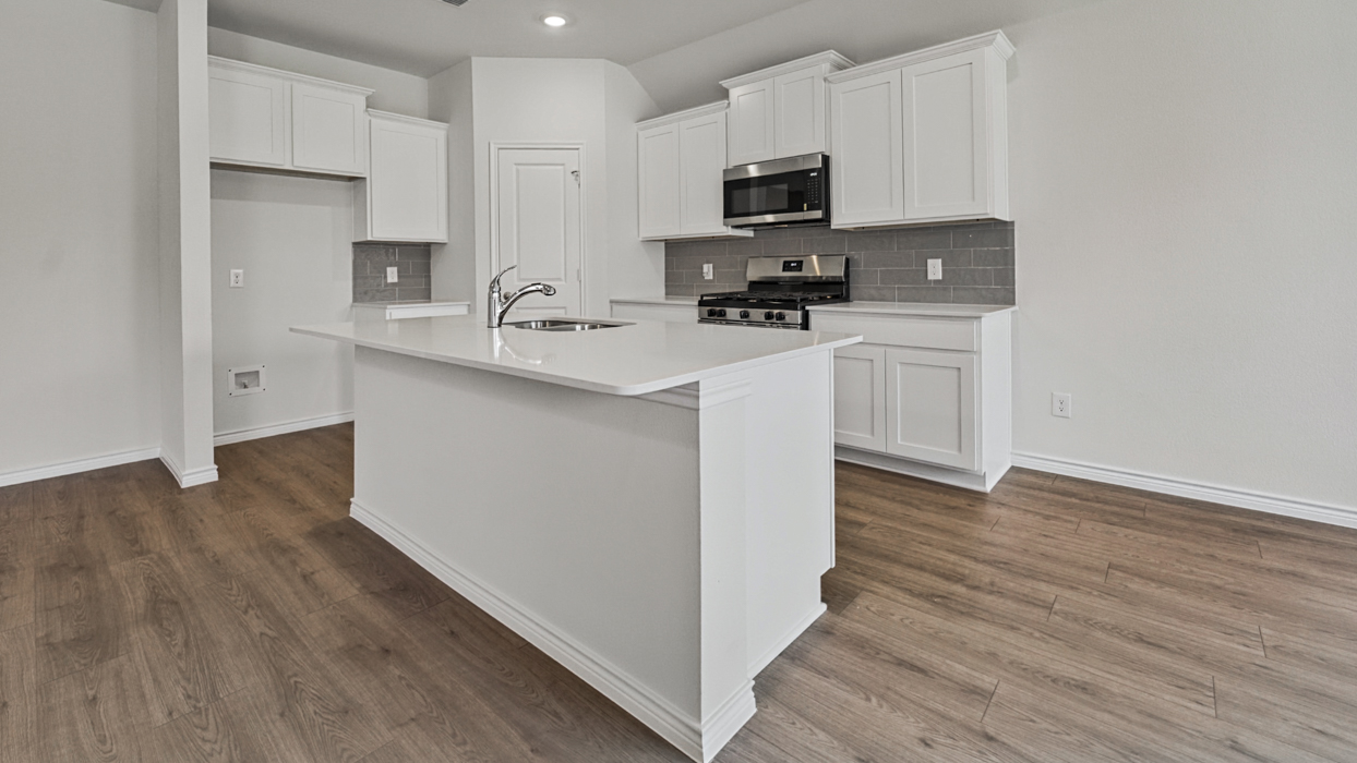 Cedarwood Floorplan Elevation A Kitchen Gallery Image - Silverado in Aubrey, TX