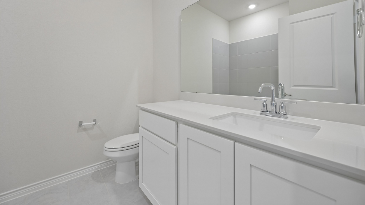 Rivington Floorplan Elevation E Bathroom Gallery Image - Silverado in Aubrey, TX