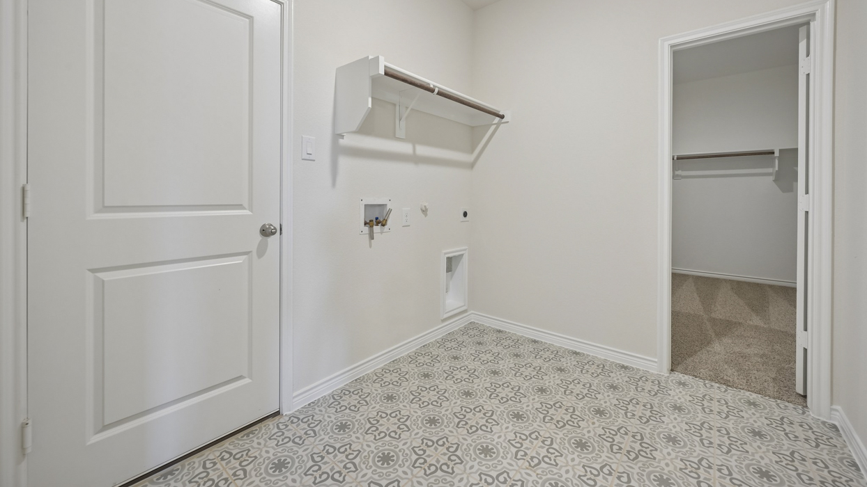 Rivington Floorplan Elevation E Laundry Gallery Image - Silverado in Aubrey, TX