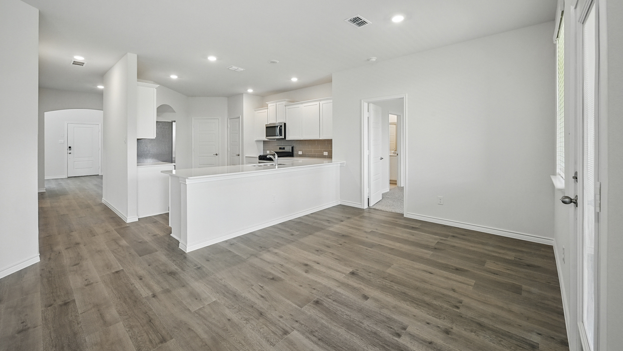 Medbourne Floorplan Kitchen Gallery Image-Silverado in Aubrey, Tx
